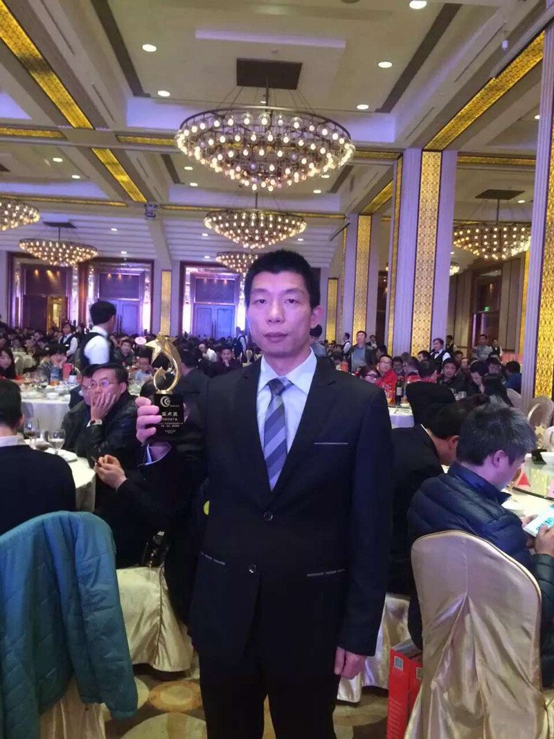 英嘉尼榮獲深圳市科技創新藍點獎